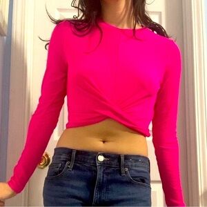DIVIDED H&M Pink long sleeve crop top size M.